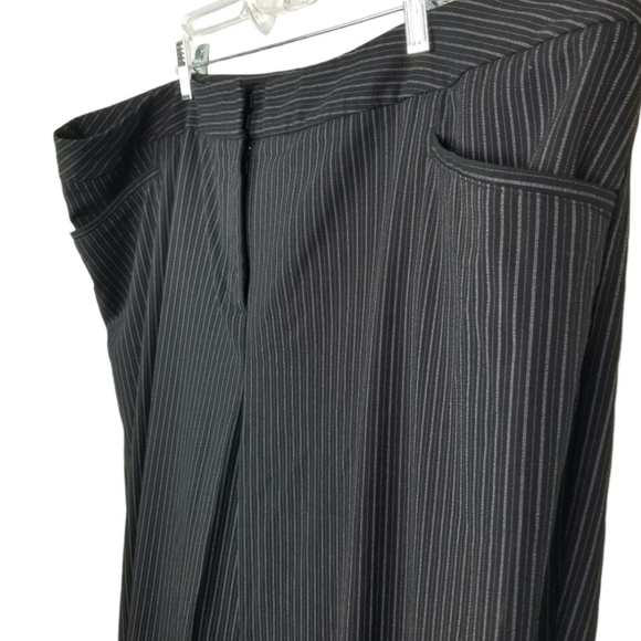 Lane Bryant Black with Grey Pink Pinstripes Pants Women's Size 24 Regular - Picture 1 of 7